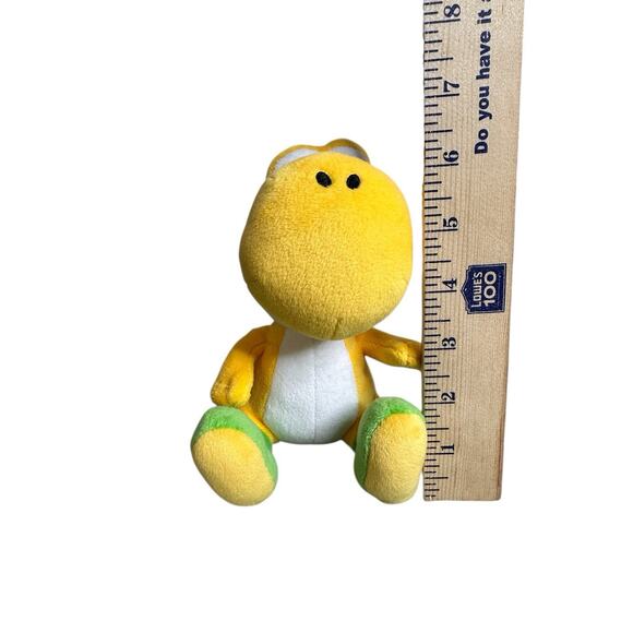 Nintendo WII Super Mario Bros YOSHI Sitting Plush Stuffed Animal Toy 7" Yellow - Picture 8 of 8